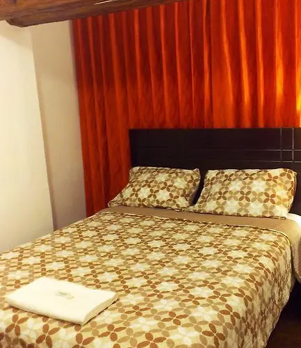 Guest house Huayruro 3*