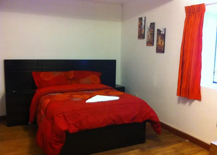 Huayruro Guest house 3*