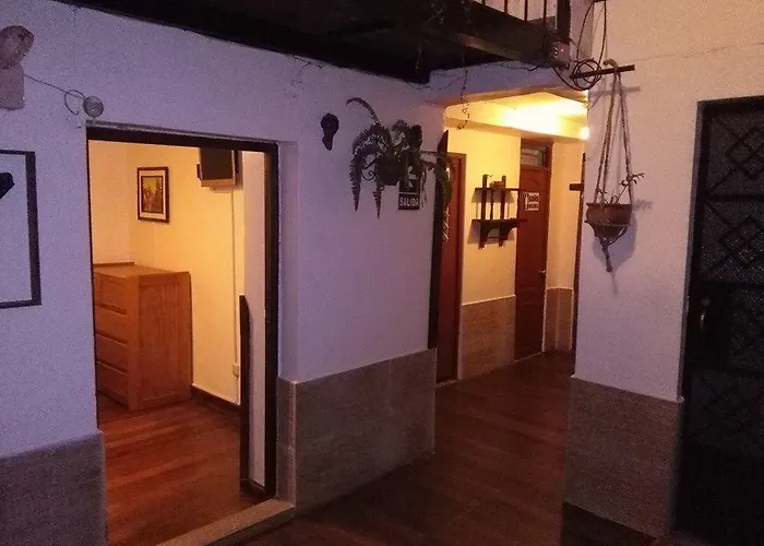 Guest house Huayruro 3*