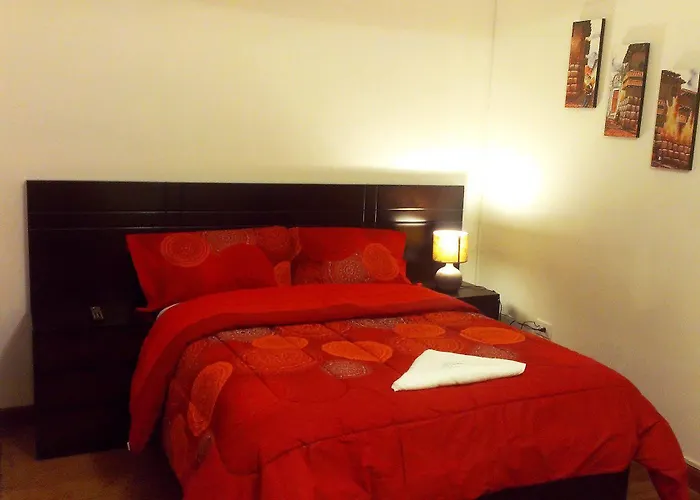 Guest house Huayruro